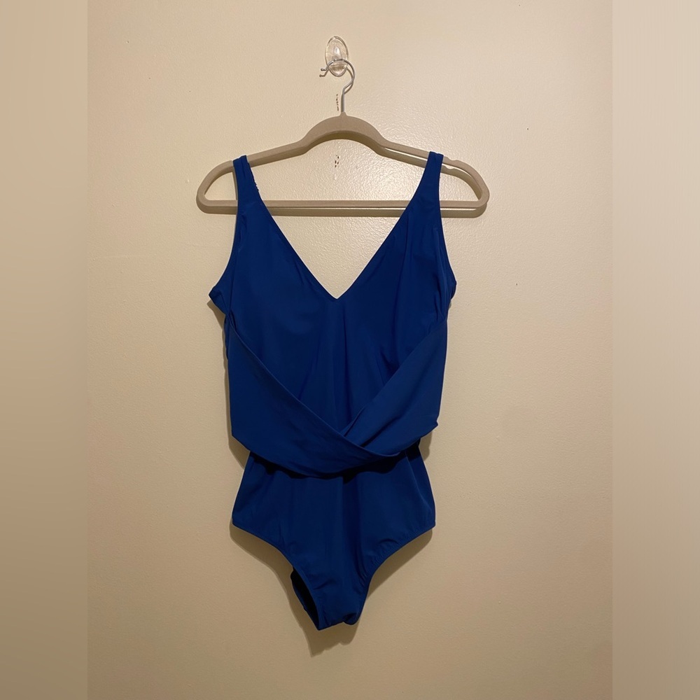 PROFILE BY Gottex One Piece Swimwear. Size 16 - Picture 1 of 7